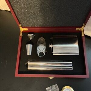 Gorham "That's Entertainment" Stainless Steel Flask/Cigar Set Cherry Wood Box